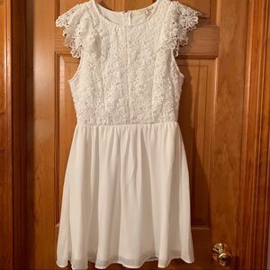 Francesca’s White Lace Dress